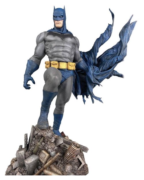 DC Gallery - Batman Defiant Statue
(25cm)