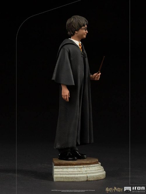 Harry Potter - Harry Potter Art Scale 1/10
Statue Figure (17cm)