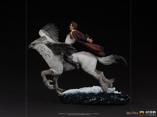 Harry Potter - Harry Potter and Buckbeak Art
Scale 1/10 Statue Figure (30cm)