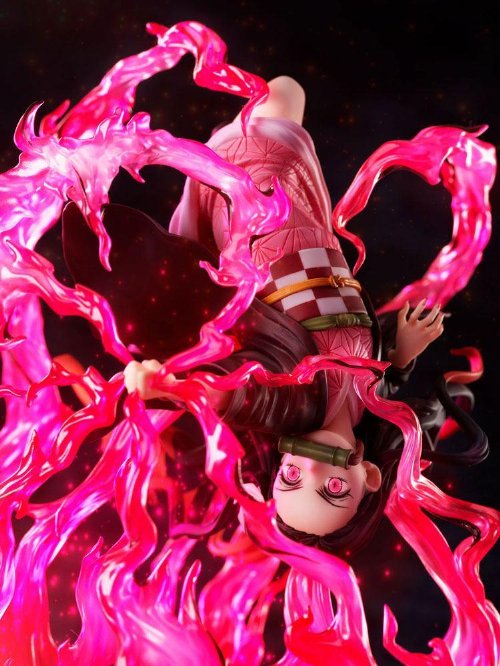 Demon Slayer: Kimetsu no Yaiba - Nezuko Kamado
Exploding Blood Statue Figure (20cm)