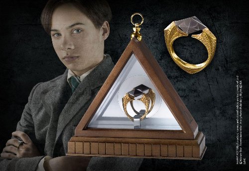 Harry Potter - Lord Voldemort's Horcrux Ring 1/1
Ρέπλικα (Gold Plated)