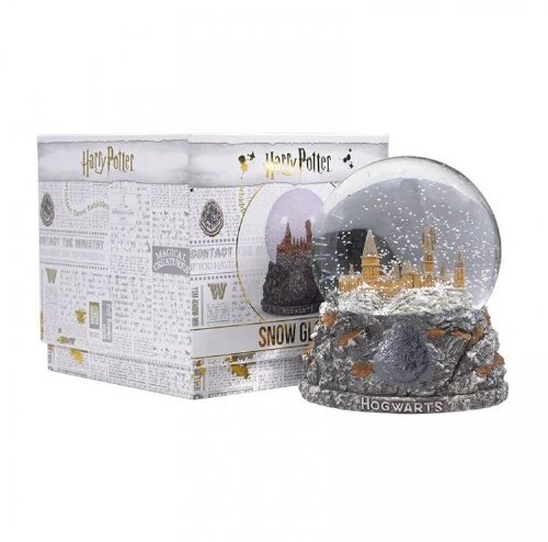 Harry Potter - Hogwarts Snow Globe