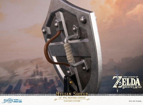 The Legend of Zelda: Breath of the Wild - Hylian
Shield 1/1 Replica (29cm)