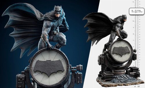 Zack Snyder`s Justice League - Batman on
Batsignal (Deluxe) Art Scale 1/10 Statue Figure
(28cm)