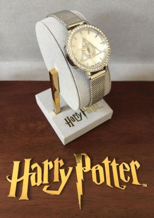Harry Potter - Deathly Hallows Swarovski Ρολόι
Χειρός