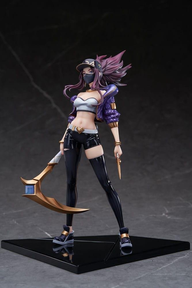 League of Legends, Official Akali Premium Collectible Action Figure with  Base, Over 7-Inches Tall, The Champion Collection, Collector Grade, Ages 14