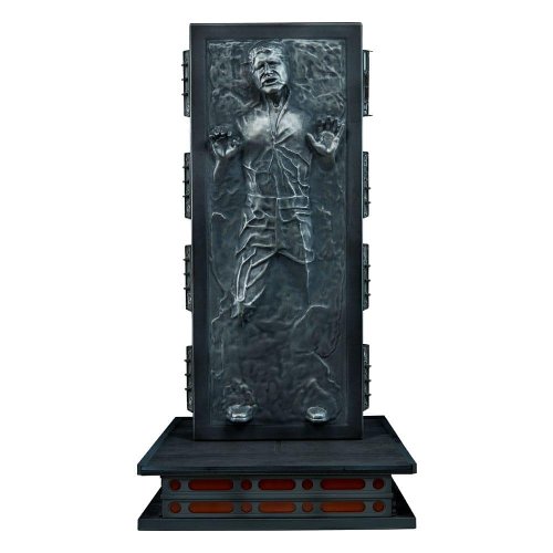 Star Wars - Han Solo in Carbonite 1/6 Statue
Figure (38cm)