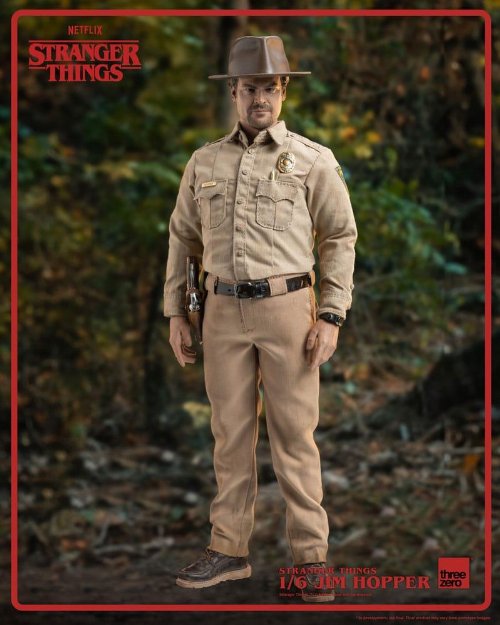 Stranger Things - Jim Hopper (Season 1) 1/6
Action Figure (32cm)