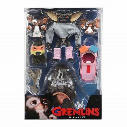 Gremlins - Gizmo with Accessories Action Figure
(15cm)