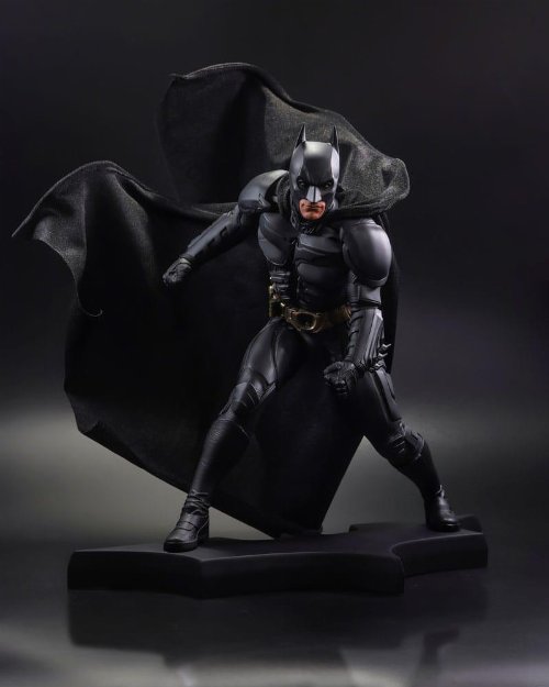 DC Direct: Designer Series - Batman (The Dark Knight)
Φιγούρα Αγαλματίδιο (24cm)
