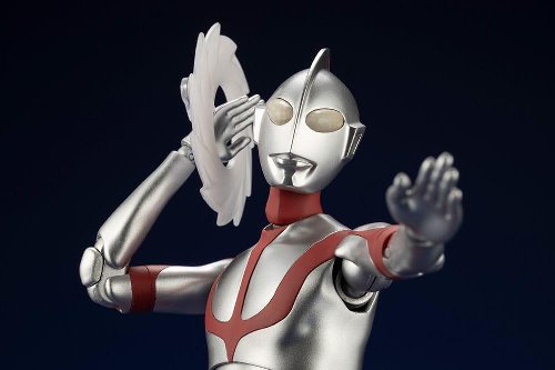 Ultraman: FigZero - Ultraman (Shin Ultraman)
Model Kit (18cm)