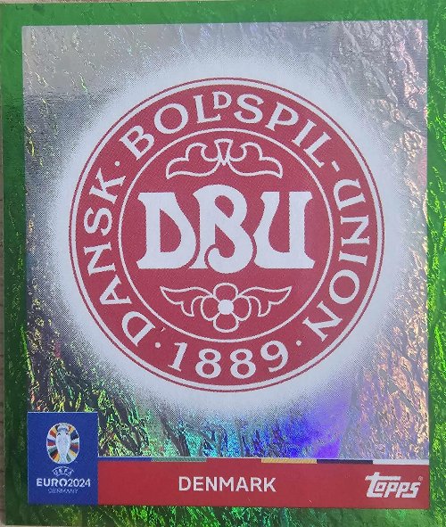 Topps - UEFA Germany Euro 2024 Αυτοκόλλητο - DEN 1.
Logo (Denmark) - Green Parallel Foil