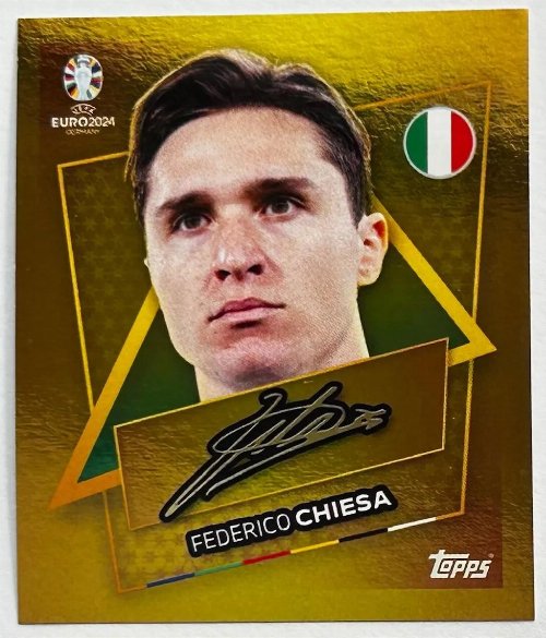 Topps - UEFA Germany Euro 2024 Αυτοκόλλητο - ITA SP.
Federico Chiesa (Italy) - Star Player - Gold Foil
(Signed)