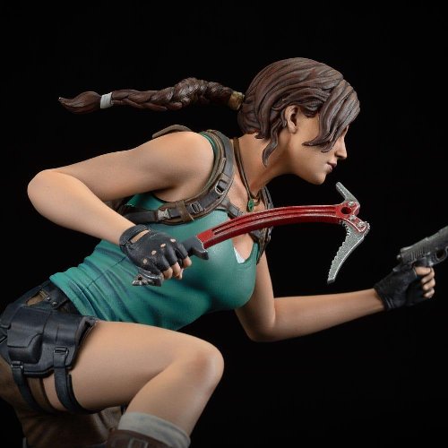 Tomb Raider - Lara Croft Statue Figure
(24cm)