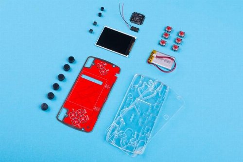 CircuitMess DIY STEM Kit - ByteBoi (Κάνε τη δικιά σου
Παιχνιδομηχανή) για ηλικίες 7+