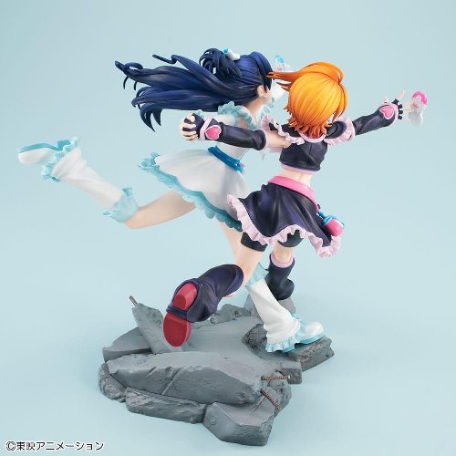 Pretty Cure Lucrea - Cure Black & Cure White
Action Figure (22cm)