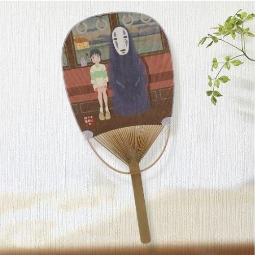 Studio Ghibli: Spirited Away - Chihiro & No
Face in Train Fan