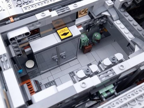 LEGO Star Wars - The Razor Crest UCS
(75331)