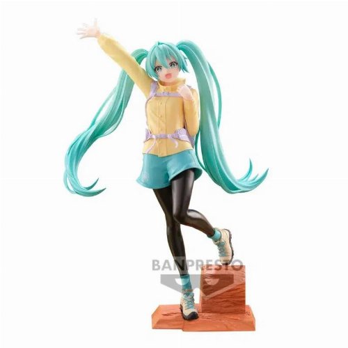 Hatsune Miku: Holiday Memories - Miku Statue
Figure (20cm)