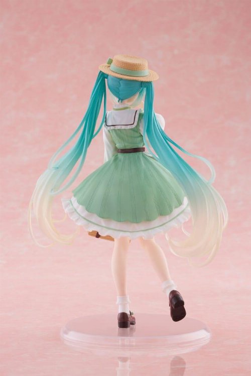 Hatsune Miku: Desktop Cute - Hatsune Miku
Fashion Country Ver. Statue Figure (18cm)