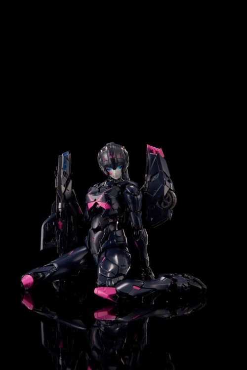 Transformers: Furai - Black Arcee Plastic Model Kit (16cm)