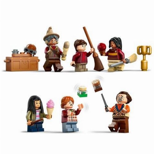LEGO Harry Potter - Quality Quidditch Supplies &
Ice Cream Parlour (76452)