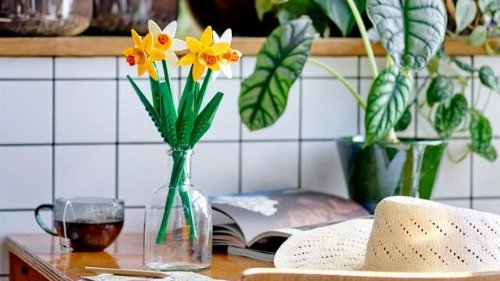 LEGO Icons - Botanical Collection: Daffodils
(40646)