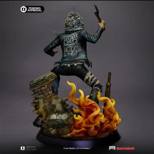 Iron Maiden - Eddie 50th Year Anniversary Art Scale
1/10 Deluxe Φιγούρα Αγαλματίδιο (22cm)