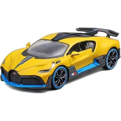 Bugatti - Divo Yellow 1/24 Die-Cast
Model